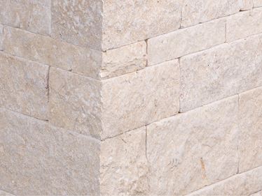 Muurbekleding Kalksteen Cremona op maat gezaagd