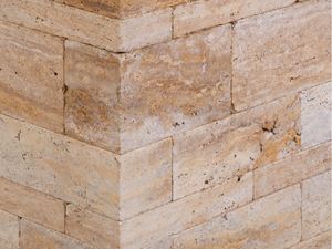 Op maat gezaagde gouden travertin muurbekleding