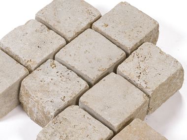 Travertin Medium 10x10x8 cm bestrating