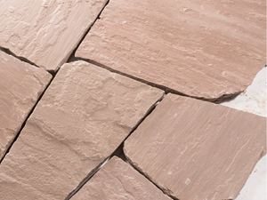 Polygonale platen zandsteen Modak op maat gezaagd