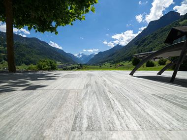 Uitzicht vanaf de Zwitserse Gneisterrasse