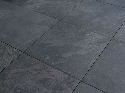 Alpine Black terrasplanken met leisteenlook