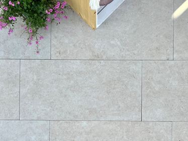 Travertin-look Siena terrasplaat Detail Pos 1