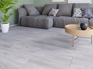 Land_Grijs_Sofa_Tafel_