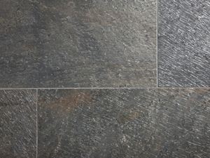 Antracietkleurig met glinsterende insluitsels: Deoli Green kwartsiettegel Deoli Green tegels, close-up van de voegen