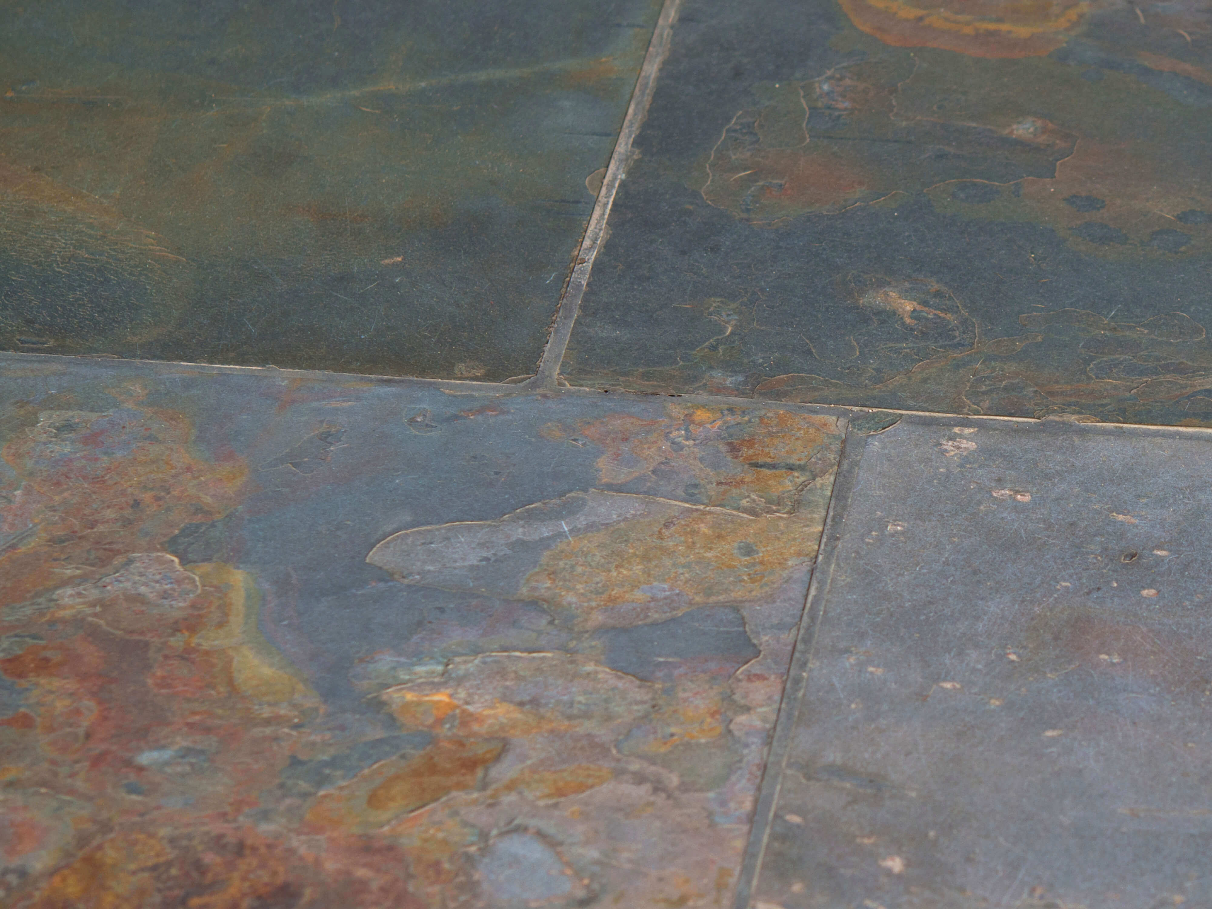 Detail: Close-up van Peacock leisteen tegels