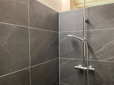 FSZ Canyon Leisteen douche schrg