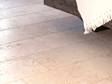 Lichtbeige travertin tegels leggen Licht met wit plafond