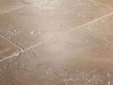 Travertin tegels, zijkant close-up