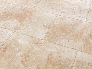 Rustieke travertin tegels uit de buurt