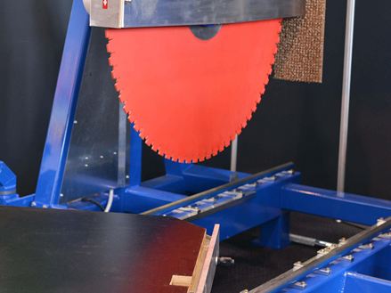 Sge voor steen in rood-blauw