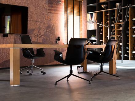 Studie in industriÃ«le stijl op leisteen mustang tegels