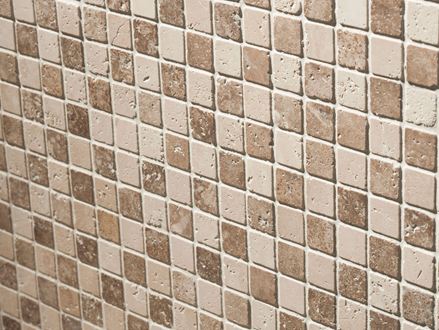 Travertijnmozaïek Medium Kyros getrommeld