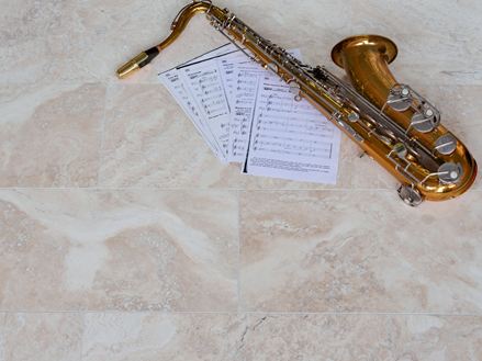 Vanilla Rustica tegels met saxofoon