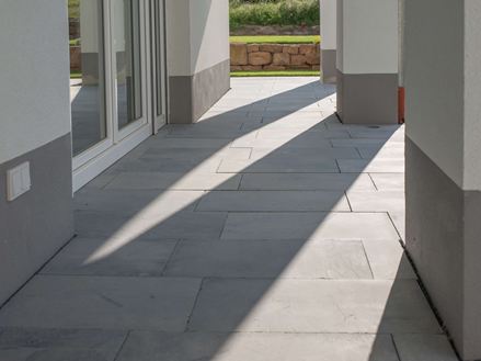 Arcade op het huis met arduinen platen