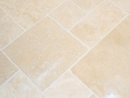 Travertin in Romeins verband